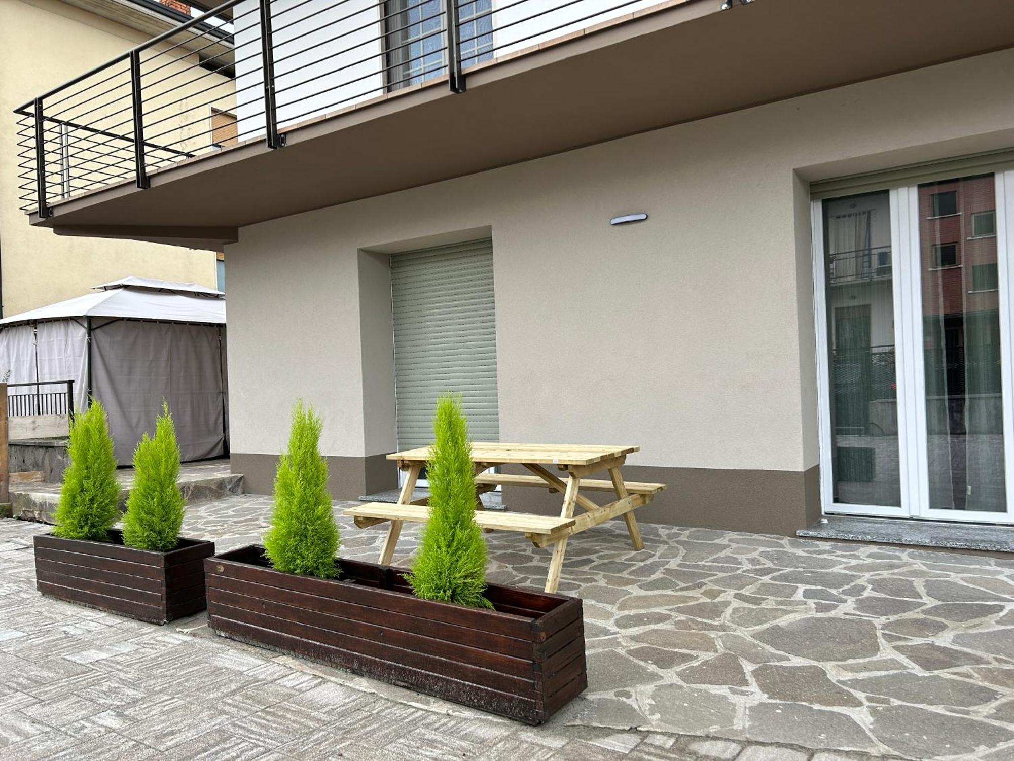 Treviolo - Immobili E Soluzioni Rentアパートメント エクステリア 写真